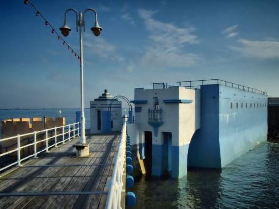 ホテル De L'Etang Saint Helier Jersey エクステリア 写真